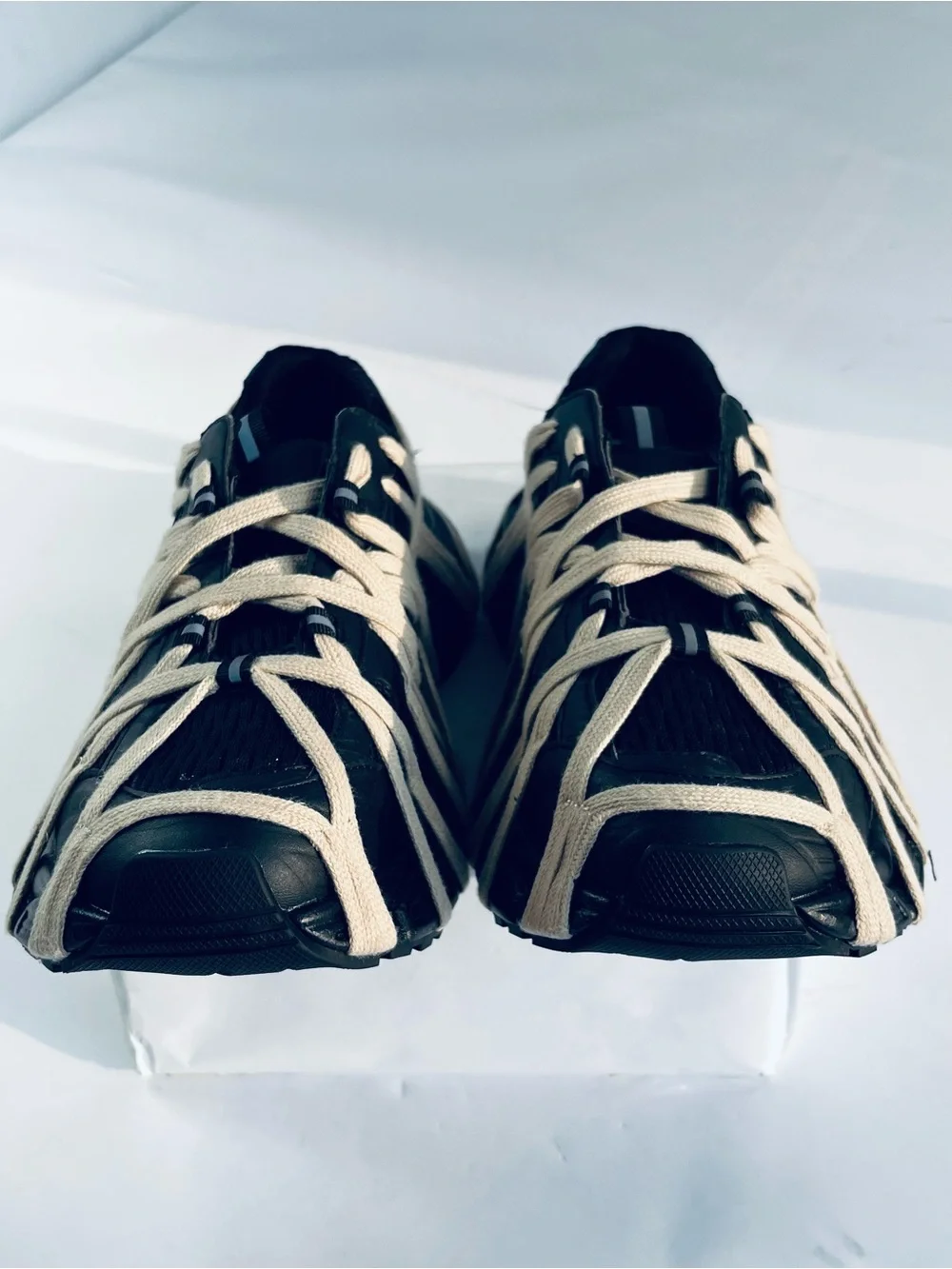 Azalea Wang Women’s Size 9 Selie - Black With Cream Webbing Straps Sneakers NEW